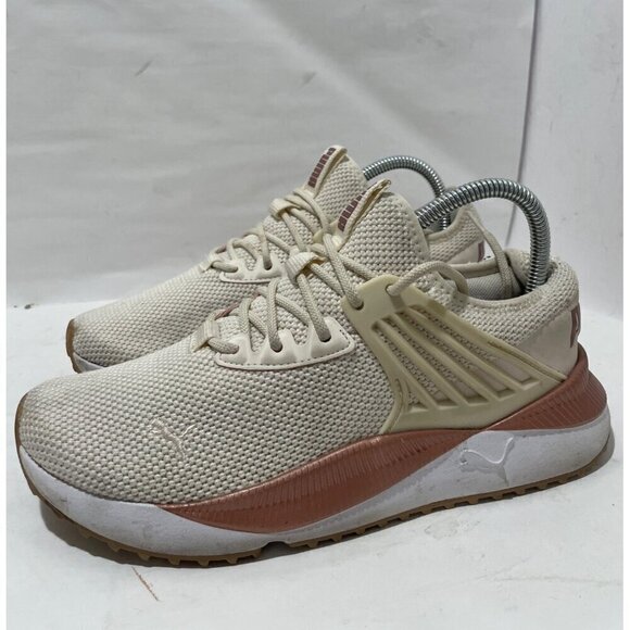PUMA WOMENS PACER FUTURE ATHLETIC SNEAKERS EGGNOG WHITE ROSE COLOR SIZE 8.5 - Picture 1 of 6